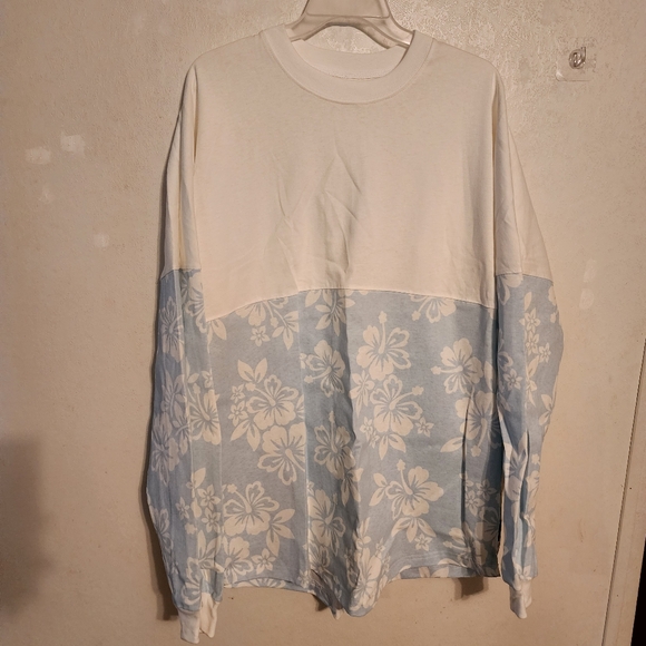 Spirit Jersey Tops - Spirit Jersey Oversized White Blue Floral Long Sleeve Shirt Size L Unisex NWOT